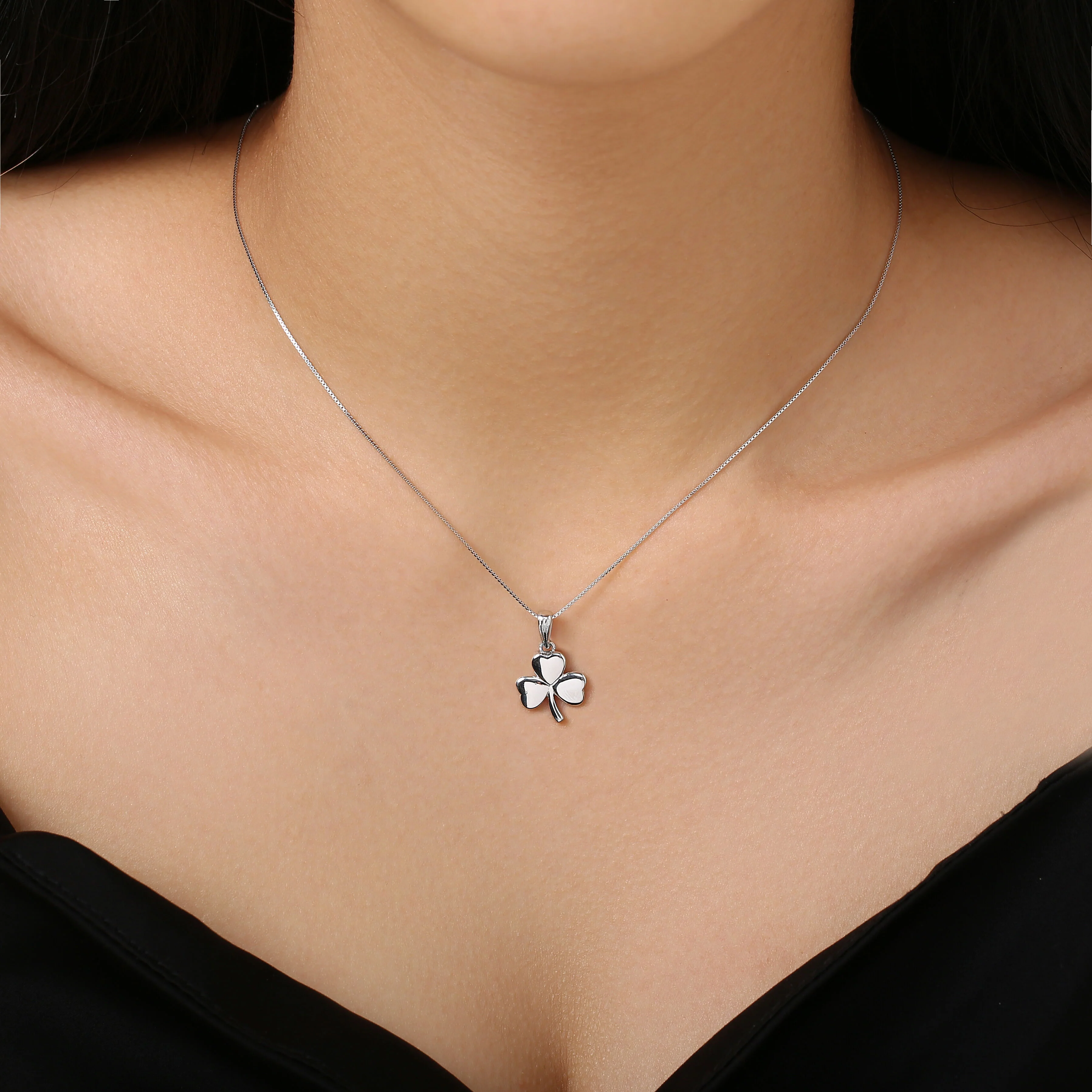 Grá Collection Plain Shamrock Necklace Sterling Silver - Image 2