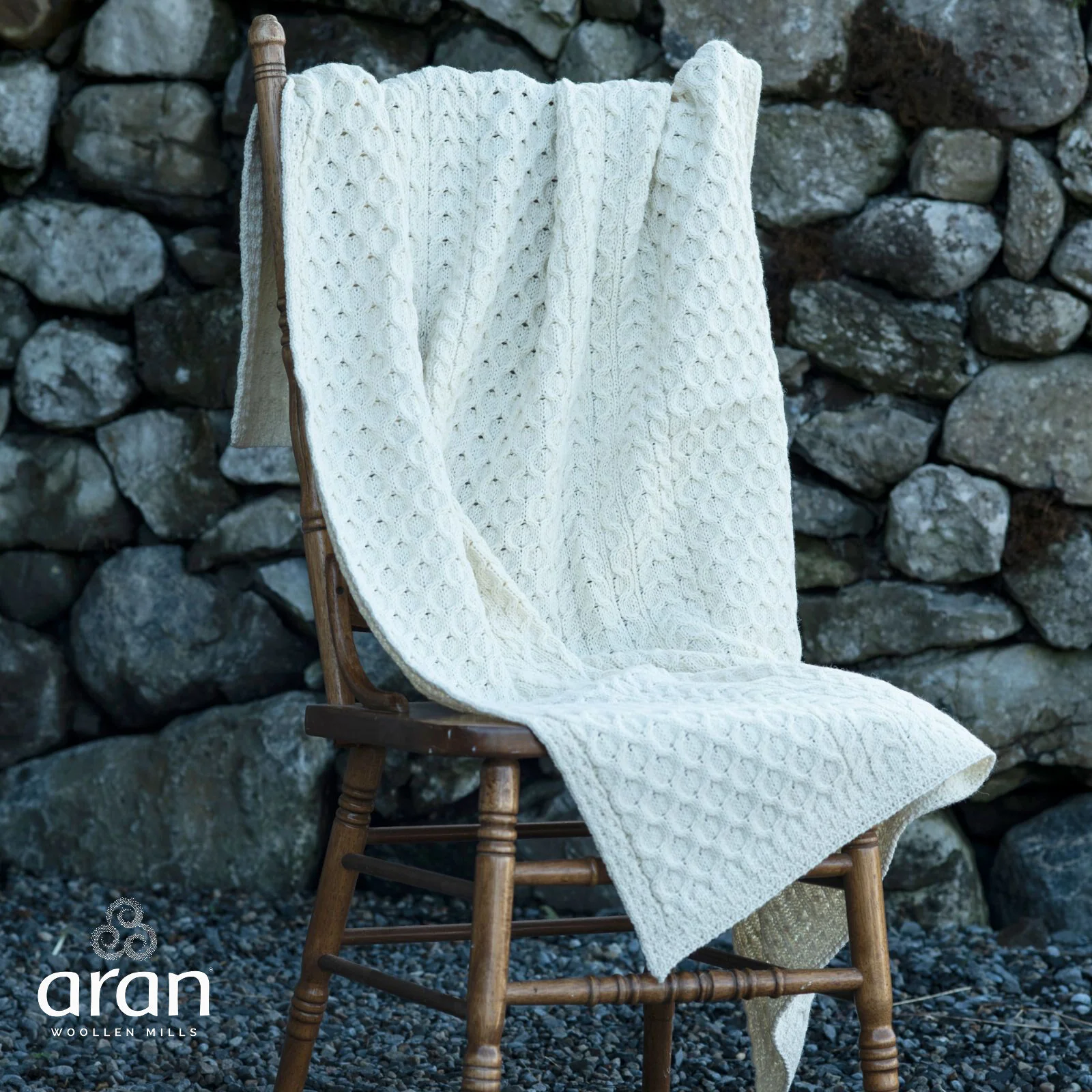 Honeycomb Knitted Wool Blanket White - Image 3