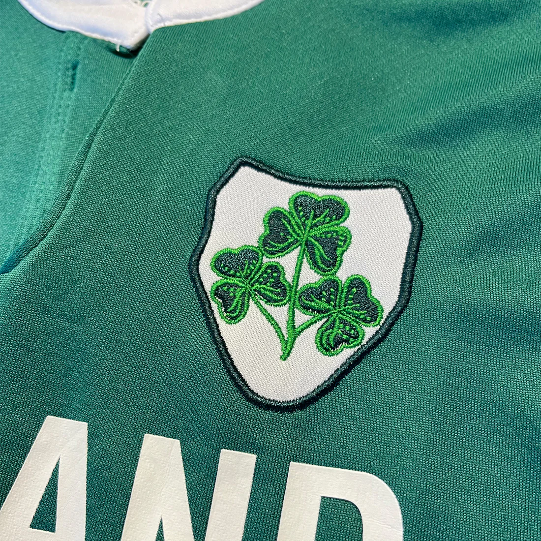 Lansdowne Kids Ireland Shamrock Crest Design Rugby Shirt - Image 4