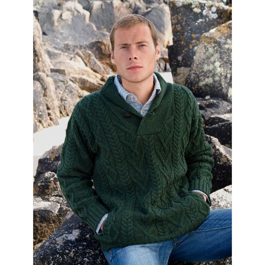 Men's Shawl Collar Aran Green Jumper - Image 4